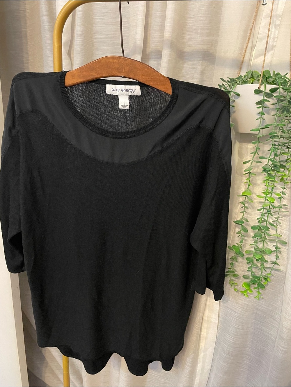 Pure Energy Black Yoke Top